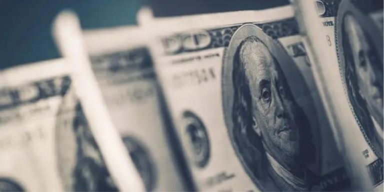 Navigating the Product Manager Role: Salaries and Career Advancement